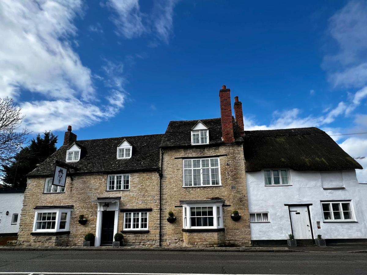 Отель The Lion, Tredington Shipston-on-Stour Экстерьер фото