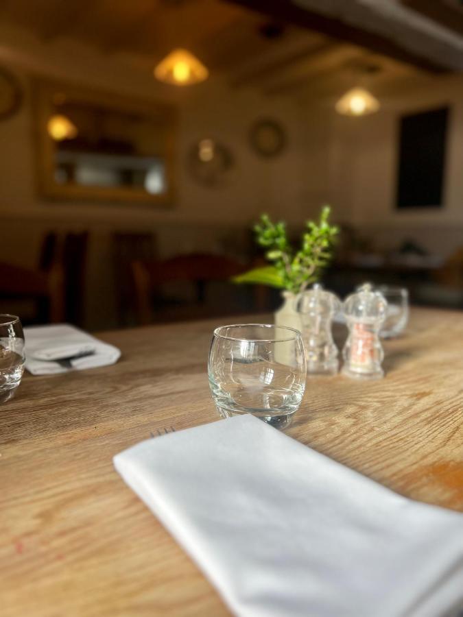 Отель The Lion, Tredington Shipston-on-Stour Экстерьер фото